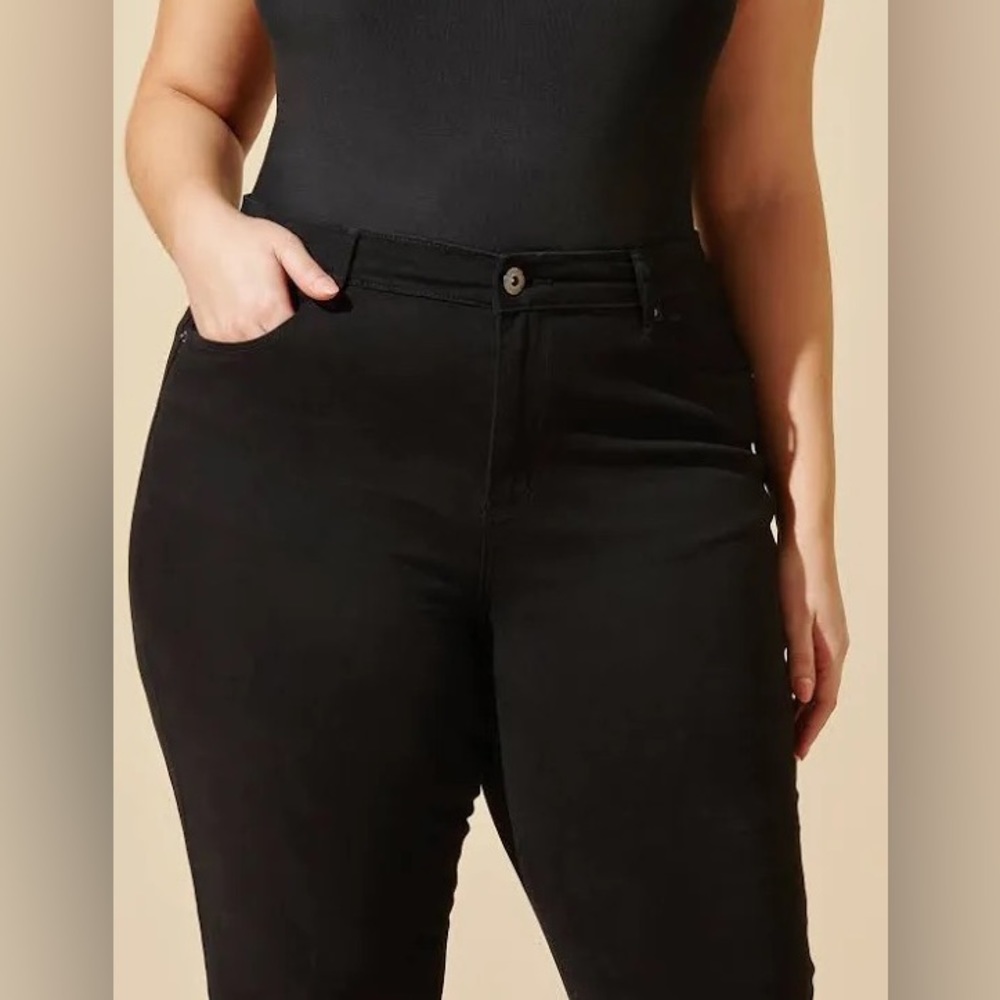 Legendary by Ashley Stewart Women Bootcut Jeans,Size-18 Short, Color-Black.